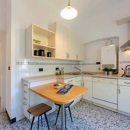 Altido Selin In Castelletto Daire