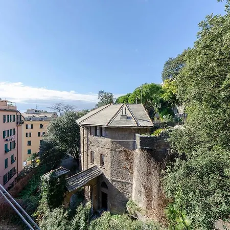 Altido Selin In Castelletto * Genoa