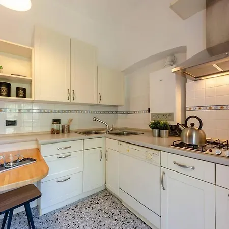Altido Selin In Castelletto Apartment